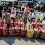 ഗ്യാസ് സിലിണ്ടര്‍ വിതരണത്തില്‍ വന്‍ കുറവ് : മുംബൈയിലെ 20 ശതമാനം ഹോട്ടലുകള്‍ അടച്ചു