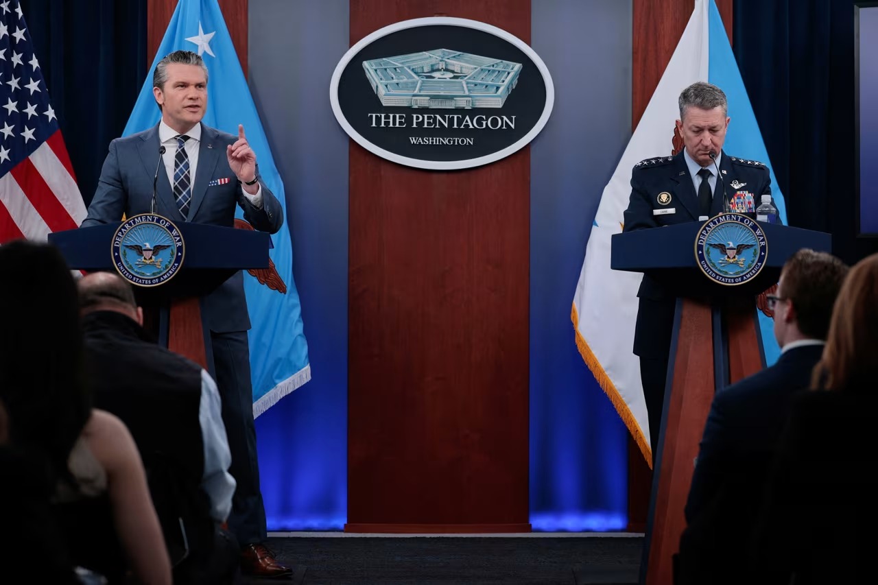 ഇറാന്റെ ആക്രമണശേഷി തകരുന്നു, എങ്കിലും ഭീഷണി ഒഴിയുന്നില്ലെന്ന് പെന്റഗൺ; പിന്മാറ്റമില്ലെന്ന് പ്രഖ്യാപിച്ച് പീറ്റ് ഹെഗ്‌സെത്ത്