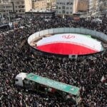 ‘സമാധാനത്തിന് തയ്യാർ’, അമേരിക്കയ്ക്കും ഇസ്രായേലിനും മുന്നിൽ കടുത്ത ഉപാധികൾ വെച്ച് ഇറാൻ; റഷ്യയും പാകിസ്ഥാനുമായി ചർച്ചക്ക് തയ്യാർ