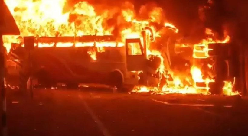 ആന്ധ്രാ പ്രദേശില്‍ ബസിന് തീ പിടിച്ച് 10 പേര്‍ക്ക് ദാരുണാന്ത്യം