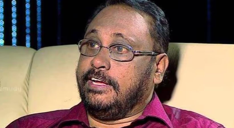 പിണറായി വിജയന് കിം ഇല് സുങിനെഅനുകരിക്കുന്നു: ചെറിയാന് ഫിലിപ്പ്