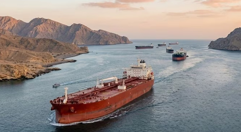 ഹോര്‍മൂസ് കടലിടുക്കുവഴി രണ്ട് ഇന്ത്യന്‍ എല്‍പിജി ടാങ്കര്‍ കപ്പലുകള്‍ കടന്നുപോകാന്‍ ഇറാന്റെ പച്ചക്കൊടി