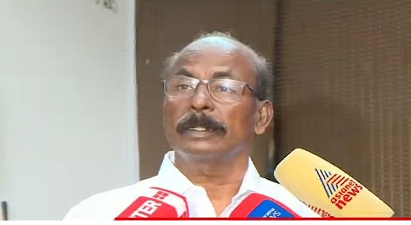സീറ്റ് നിഷേധിച്ചതിനു പിന്നാലെ പൊട്ടിത്തെറിച്ച് നാട്ടിക എംഎല്‍എ സി.സി മുകുന്ദന്‍: പാര്‍ട്ടിക്ക് പണം പിരിച്ചു നല്കാന്‍ തനിക്കാവില്ല