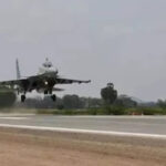 അസാമില്‍ പറന്നുയര്‍ന്ന സുഖോയ് യുദ്ധവിമാനം തകര്‍ന്നുവീണു