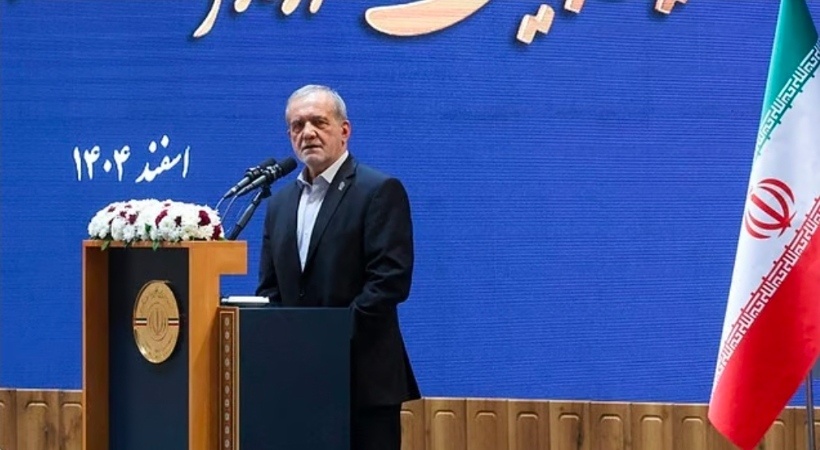 ഏതു വമ്പൻ ശക്തിയുടേയും ഭീഷണിക്കു മുന്നിൽ തല കുനിക്കില്ലെന്ന് ഇറാൻ പ്രസിഡന്റ്