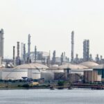 ഹോർമുസ് കടലിടുക്ക് അടയുന്നത് ഏഷ്യയ്ക്ക് വൻ തിരിച്ചടിയാകും, ഇന്ധനത്തിനായി ലോകരാഷ്ട്രങ്ങൾ തമ്മിൽ പോരാട്ടം നടക്കും; സാമ്പത്തിക വിദഗ്ധരുടെ മുന്നറിയിപ്പ്