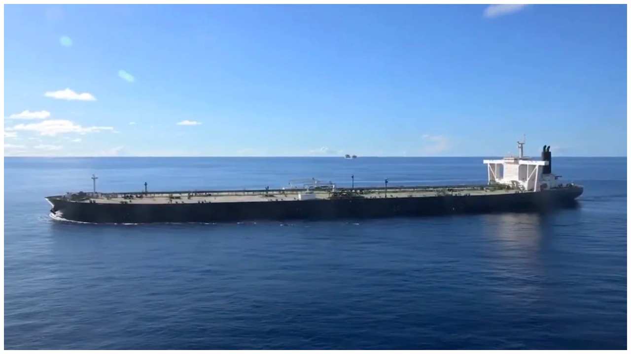 ഇറാനിൽ നിന്നുള്ള എണ്ണ കടത്തുകയായിരുന്ന കപ്പൽ പിടിച്ചെടുത്ത അമേരിക്ക, ഇറാന് ചുട്ടമറുപടി; ആഴക്കടലിൽ അതിവേഗ പരിശോധനകൾ