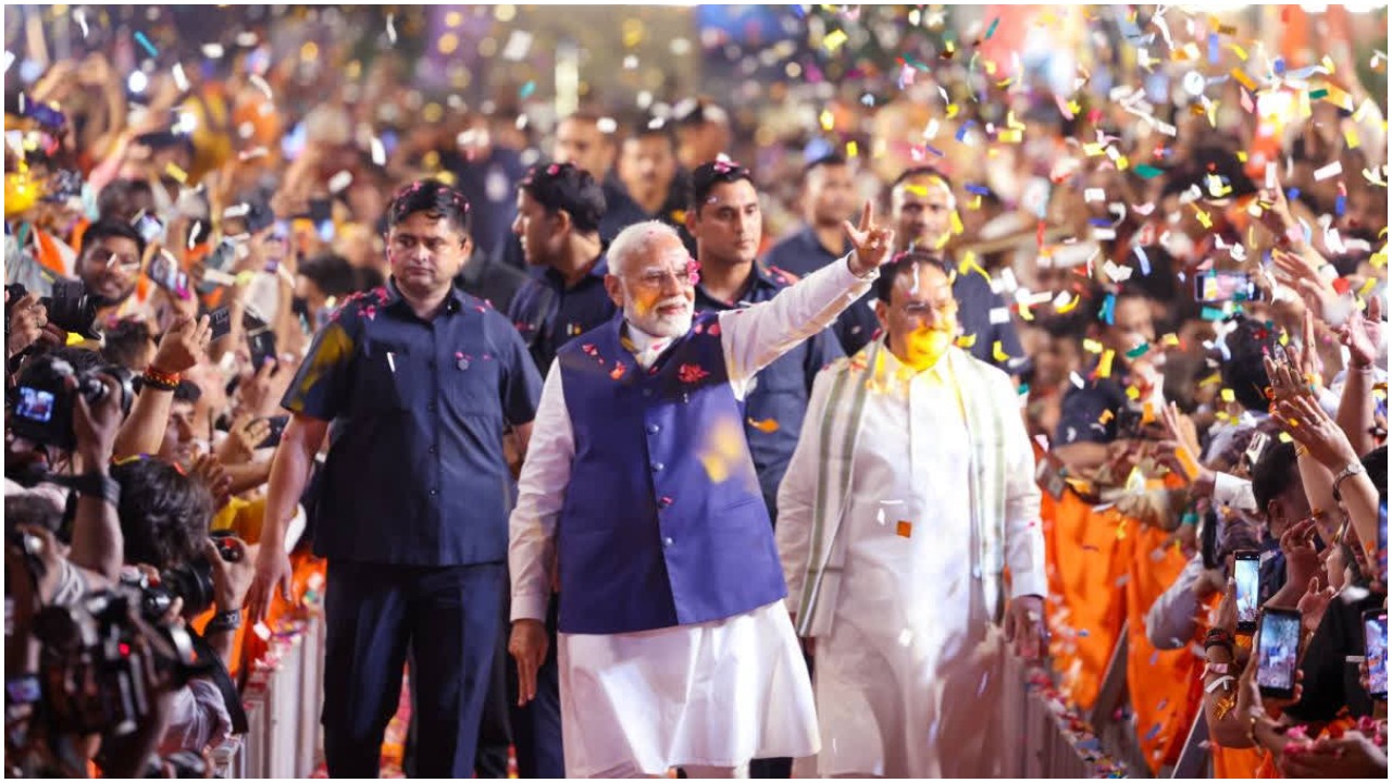 ഗുജറാത്ത് തദ്ദേശ തെരഞ്ഞെടുപ്പിൽ ബിജെപിയുടെ സമ്പൂർണ്ണാധിപത്യം, എല്ലാ കോർപറേഷനും തൂത്തുവാരി, 33 ജില്ലാ പഞ്ചായത്തുകളിലും വിജയം; അഭിനന്ദിച്ച് പ്രധാനമന്ത്രി
