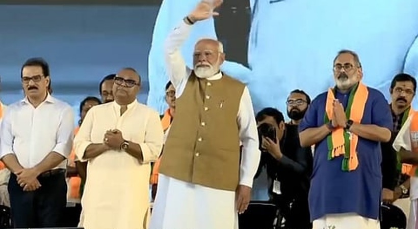 ‘കേരളത്തിൽ ബിജെപി തരംഗം’, വൻ നേട്ടമുണ്ടാക്കുമെന്ന അവകാശവാദവുമായി പ്രധാനമന്ത്രി; ‘ഇടത്-വലത് മുന്നണികൾ പരാജയ ഭീതിയിൽ’