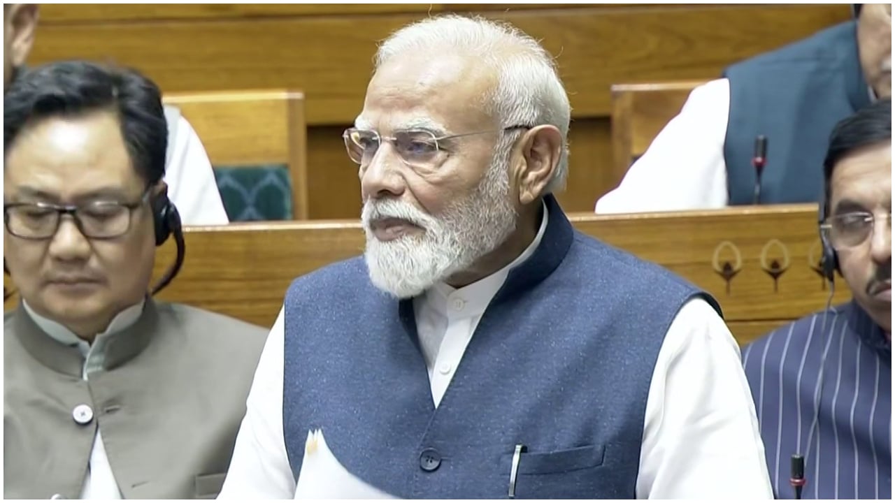 ഇനിയും വൈകിയാൽ സ്ത്രീകൾ മാപ്പ് നൽകില്ല, വനിതാ ബില്ലിൽ ഒന്നിച്ച് നിന്ന് ഇതിഹാസം രചിക്കാമെന്ന് പ്രധാനമന്ത്രി; ‘സംസ്ഥാനങ്ങളിലെ അനുപാതം അതുപോലെ തുടരും’