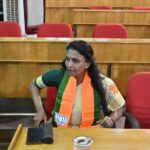 ആർ.ശ്രീലേഖയുടെ തെരഞ്ഞെടുപ്പ്  യോഗത്തിൽ കേന്ദ്രമന്ത്രി എസ്.ജയശങ്കർ ശ്രീലേഖയുടെ പേര് പറഞ്ഞില്ല, നാടകീയ രംഗങ്ങൾ