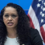 അമിത ഡോസില്‍ ഫെന്റനില്‍ നല്കി കുഞ്ഞിനെ കൊലപ്പെടുത്തിയ സംഭവത്തില്‍ മാതാവിനും പങ്കാളിക്കും നേരെ കൊലക്കുറ്റം ചുമത്തി