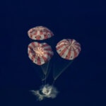 ചന്ദ്രനെ ചുറ്റിക്കണ്ട ആര്ട്ടെമിസ് രണ്ട് സംഘം തിരികെ ഭൂമില് തൊട്ടു