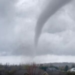 അതിശക്തമായ ചുഴലിക്കൊടുങ്കാറ്റിനും കനത്ത മഴയ്ക്കും സാധ്യത: വിസ്‌കോണ്‍സിനില്‍ മുതല്‍ ഒക്ലഹോമ വരെയുള്ള 35 ദശലക്ഷം ആളുകള്‍ക്ക് ഭീഷണി