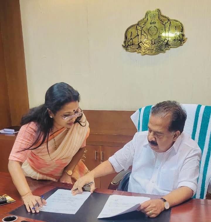 വയനാട് പുനരധിവാസ ഫണ്ട് കെപിസിസി തട്ടിച്ചെന്ന പ്രചാരണം, പരാതി നൽകി ദീപ്തി മേരി വർഗീസ്, അന്വേഷണം വേഗത്തിലാക്കാൻ ആഭ്യന്തരമന്ത്രിയുടെ നിർദ്ദേശം