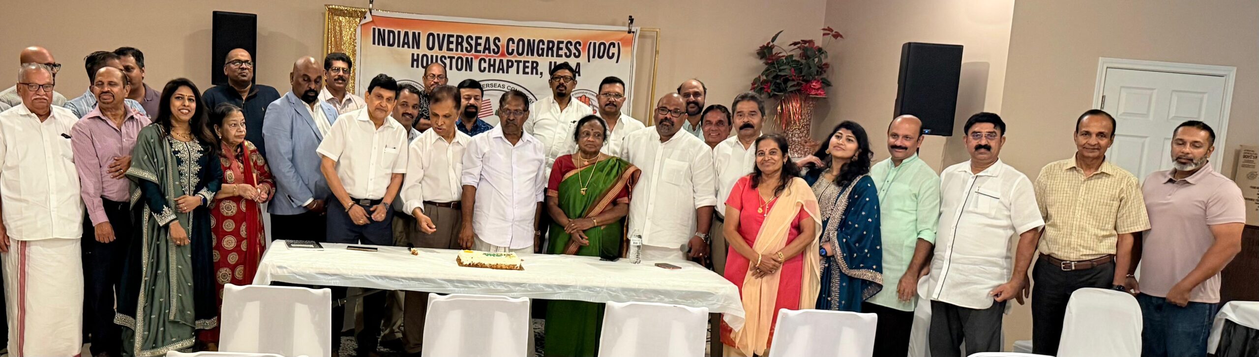 102 സീറ്റിൽ അത്യുജ്വല വിജയം, ടീം യു ഡി എഫിന്റെ വൻ വിജയമാഘോഷിച്ച് ഐ ഒ സി ഹ്യൂസ്റ്റൺ ചാപ്റ്റർ