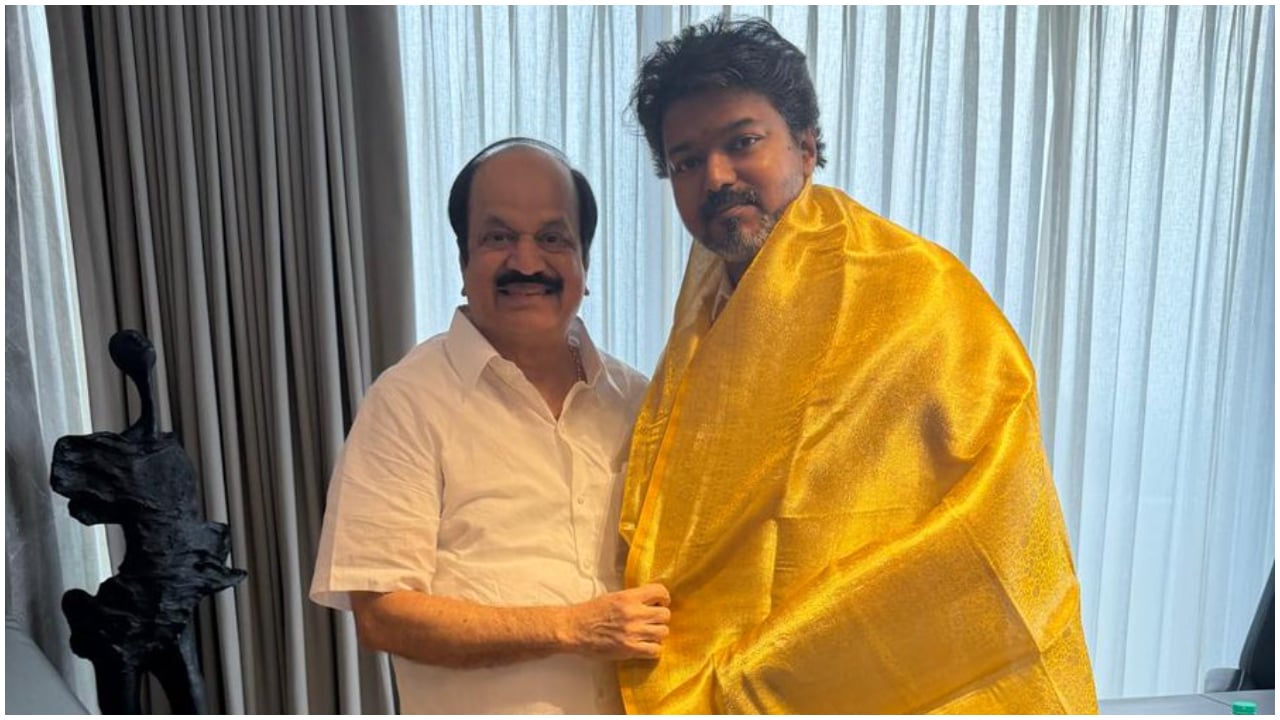 തമിഴ്‌നാട് സ്പീക്കർ തിരഞ്ഞെടുപ്പ്: ടിവികെ സ്ഥാനാർത്ഥിയായി ജെ.സി.ഡി. പ്രഭാകർ പത്രിക നൽകി; എം. രവിശങ്കർ ഡെപ്യൂട്ടി സ്പീക്കർ സ്ഥാനാർത്ഥി