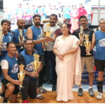 ജിമ്മി ജോര്ജ് വോളിബോള് 40+ വിഭാഗം: ഹൂസ്റ്റണ് ചലഞ്ചേഴ്സിനെ വീഴ്ത്തി കാലിഫോര്ണിയ ബ്ലാസ്റ്റേഴ്സ് ജേതാക്കള്; കോര്ട്ടില് ആവേശമായി സിനിമാതാരം തമ്പി ആന്റണിയും