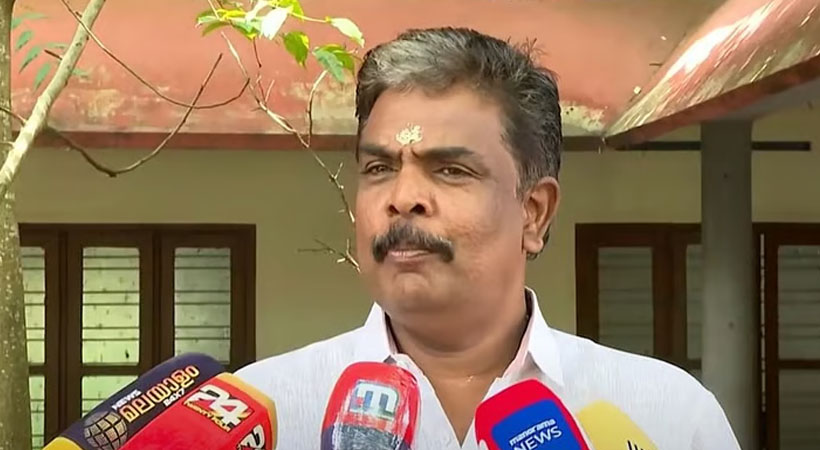 ശബരിമല മുന് അഡ്മിനിസ്ട്രേറ്റീവ് ഓഫീസര് മുരാരി ബാബു അന്തരിച്ചു