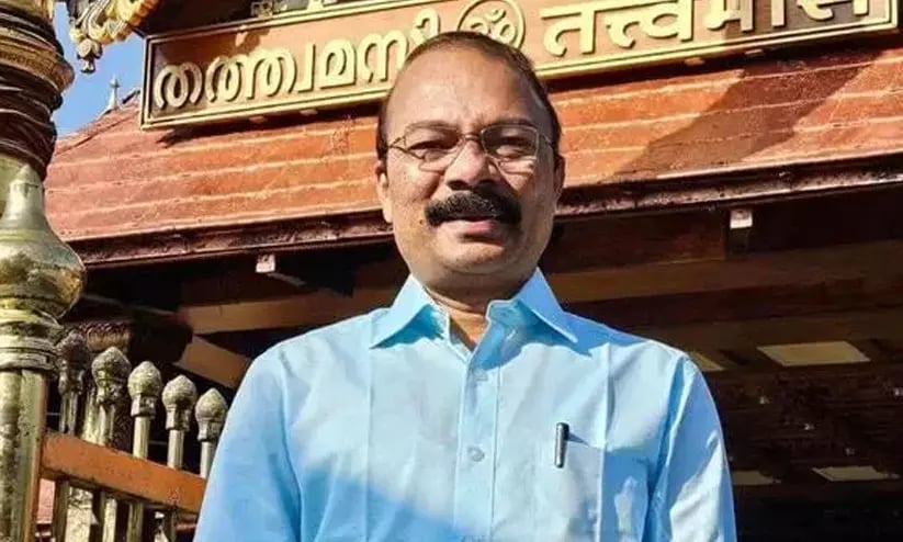 ശബരിമല സ്വർണ്ണക്കൊള്ള: പി.എസ് പ്രശാന്തും തന്ത്രിയും ഉൾപ്പെടെയുള്ളവർക്കെതിരെ കേസ്