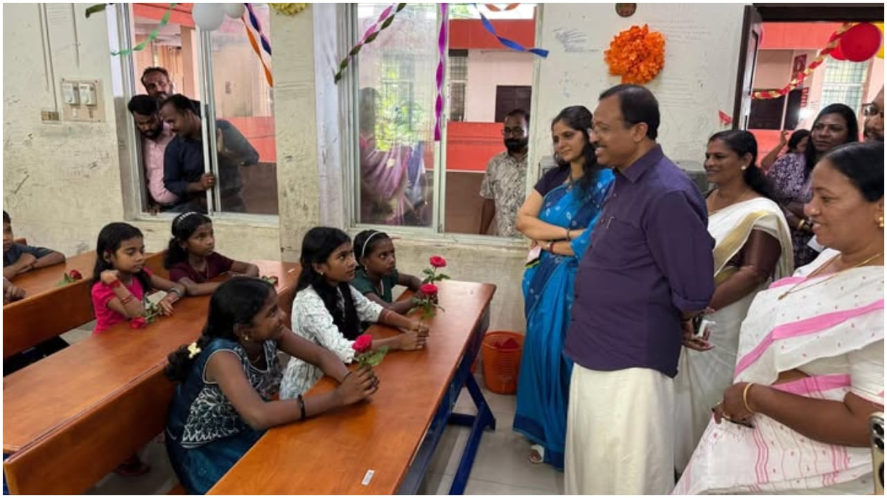 മിഠായി വിതരണത്തിലെ ‘അയിത്തം’ ആരോപണത്തിൽ മറുപടിയുമായി വി മുരളീധരൻ എംഎൽഎ, ‘സിപിഎം ജാതി വിദ്വേഷത്തിന്റെ നിറം നൽകി വിഷം ചീറ്റുന്നു’