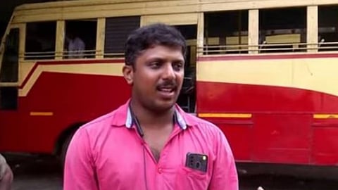 മുൻ മേയർ ആര്യ രാജേന്ദ്രനുമായി തർക്കത്തിലായ കെഎസ്ആർടിസി ഡ്രൈവർ യദുവിന് നിയമസഭയിൽ നിയമനം
