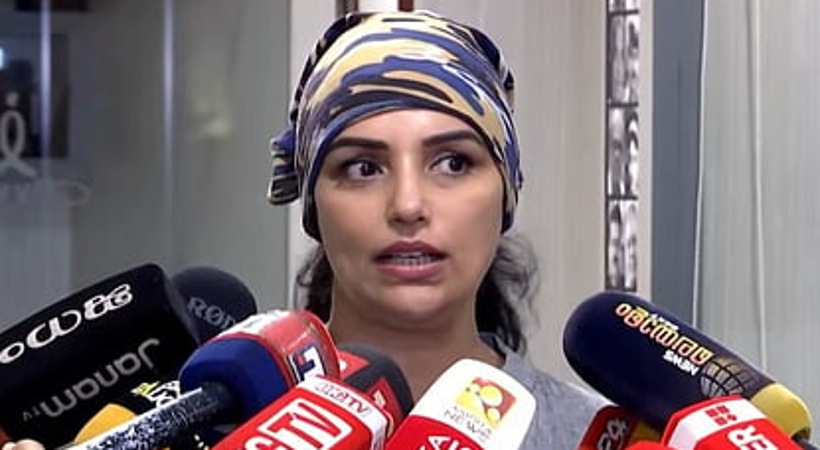 ‘അമ്മ’യെ അട്ടിമറിക്കാൻ ആരെയും അനുവദിക്കില്ല, ബൈലോയിൽ ഇല്ലാത്ത അഡ്ഹോക്ക് കമ്മിറ്റി എങ്ങനെ വന്നു, ചോദ്യങ്ങളുമായി ശ്വേത മേനോൻ
