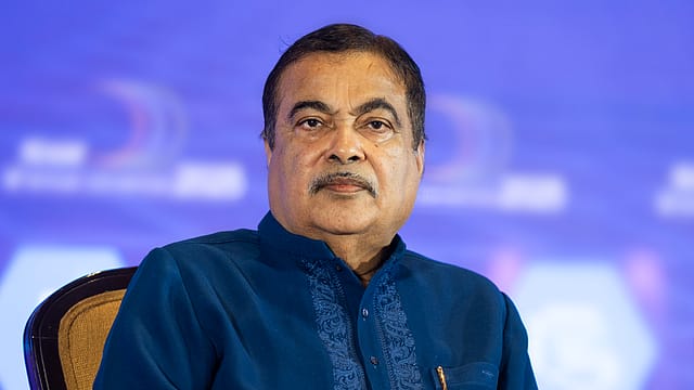 ഡീസൽ ഇറക്കുമതി കുറയ്ക്കാൻ ഇന്ത്യ; ഡീസലിൽ 15 ശതമാനം വരെ ഐസോബ്യൂട്ടനോൾ ചേർക്കാൻ നീക്കം