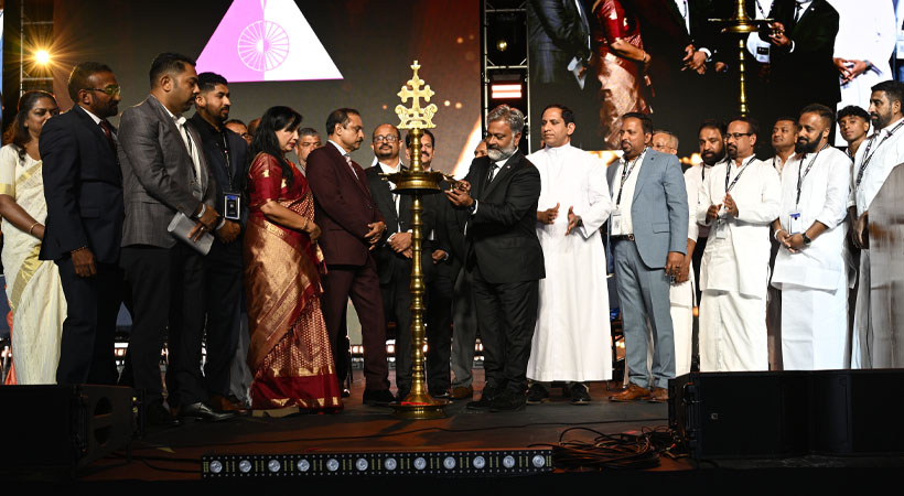 കെസിസിഎൻഎ കൺവൻഷന് ഫ്ലോറിഡയിലെ ബ്രൗവാർഡ് കൗണ്ടി കൺവെൻഷൻ സെന്ററിൽ തിരിതെളിഞ്ഞു