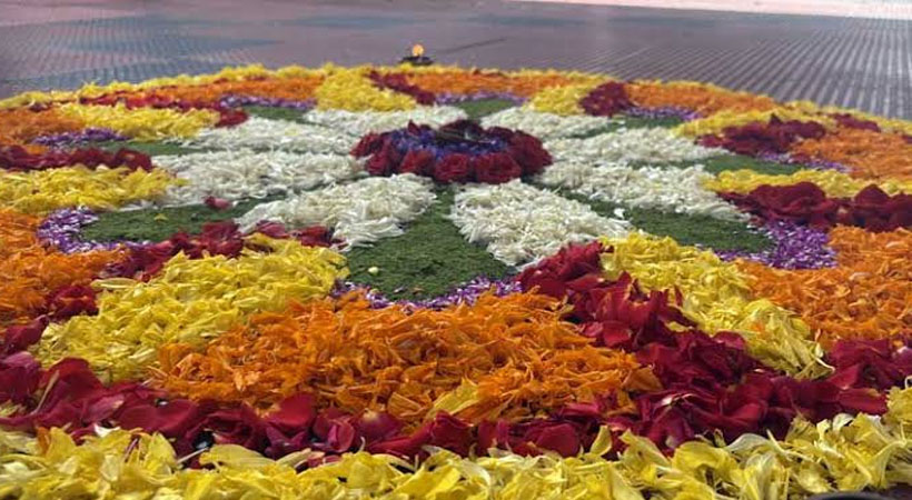 ഓണം വരവായി…(കവിത)