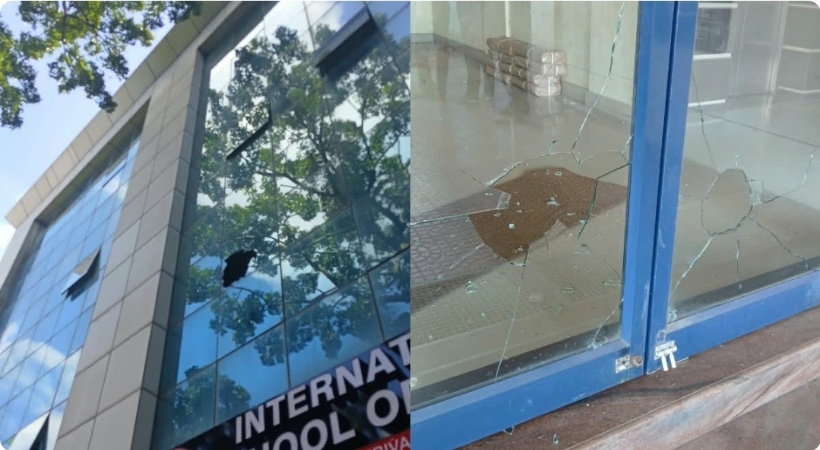 തിരുവനന്തപുരം ഡിസിസി ഓഫിസിന് നേരെ കല്ലേറ്; ആനാവൂർ മണ്ഡലം  കമ്മിറ്റി ഓഫിസിന് തീയിട്ടു