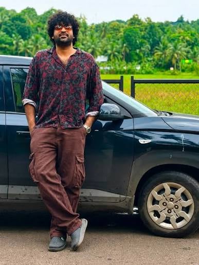 മദ്യപിച്ച് വാഹനമോടിച്ച് അപകടമുണ്ടാക്കി; യൂട്യൂബർ അശ്വന്ത് കോക്ക് പോലീസ് കസ്റ്റഡിയിൽ