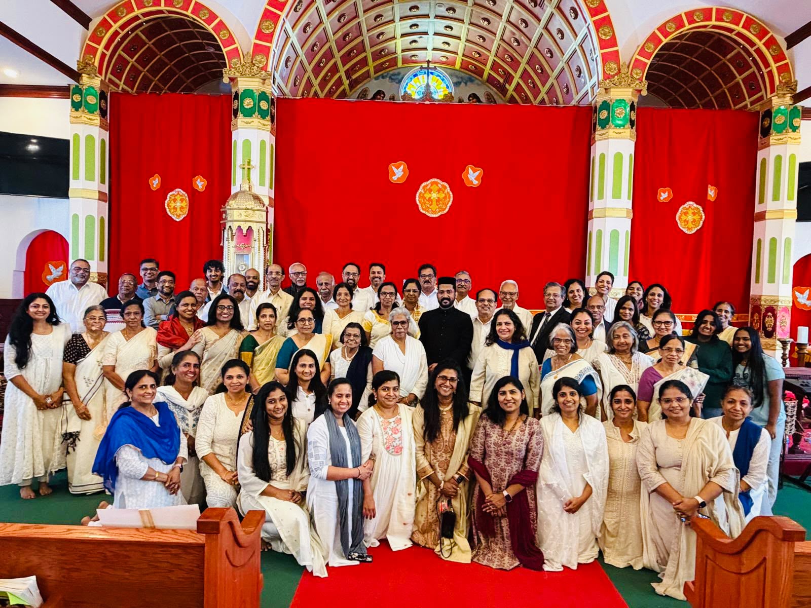 സുവർണ്ണ ജൂബിലിയുടെ മാധുര്യം വിതറി ഹ്യൂസ്റ്റൺ   സെൻ്റ്.മേരീസ് യാക്കോബായ ദേവാലയം