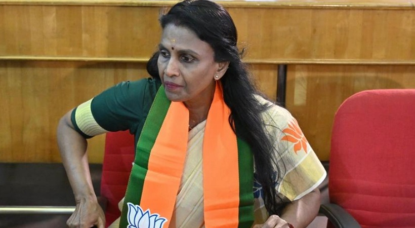 ഡിജിപിയോട്   കോൺസ്റ്റബിളിന്റെ ജോലി ചെയ്യാൻ പറഞ്ഞാൽ ബുദ്ധിമുട്ടാകും,  നേതൃത്വത്തിനെതിരെ ഒളിയമ്പുമായി ശ്രീലേഖ, രാജി പ്രഖ്യാപനത്തിൽ വിശദീകരണം, ‘ബിജെപി വിടില്ല’
