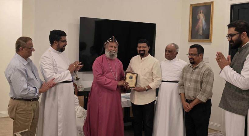 സംഗീത സംവിധായകനുള്ള പുരസ്‌കാരം സജി പുല്ലാട് ഏറ്റുവാങ്ങി